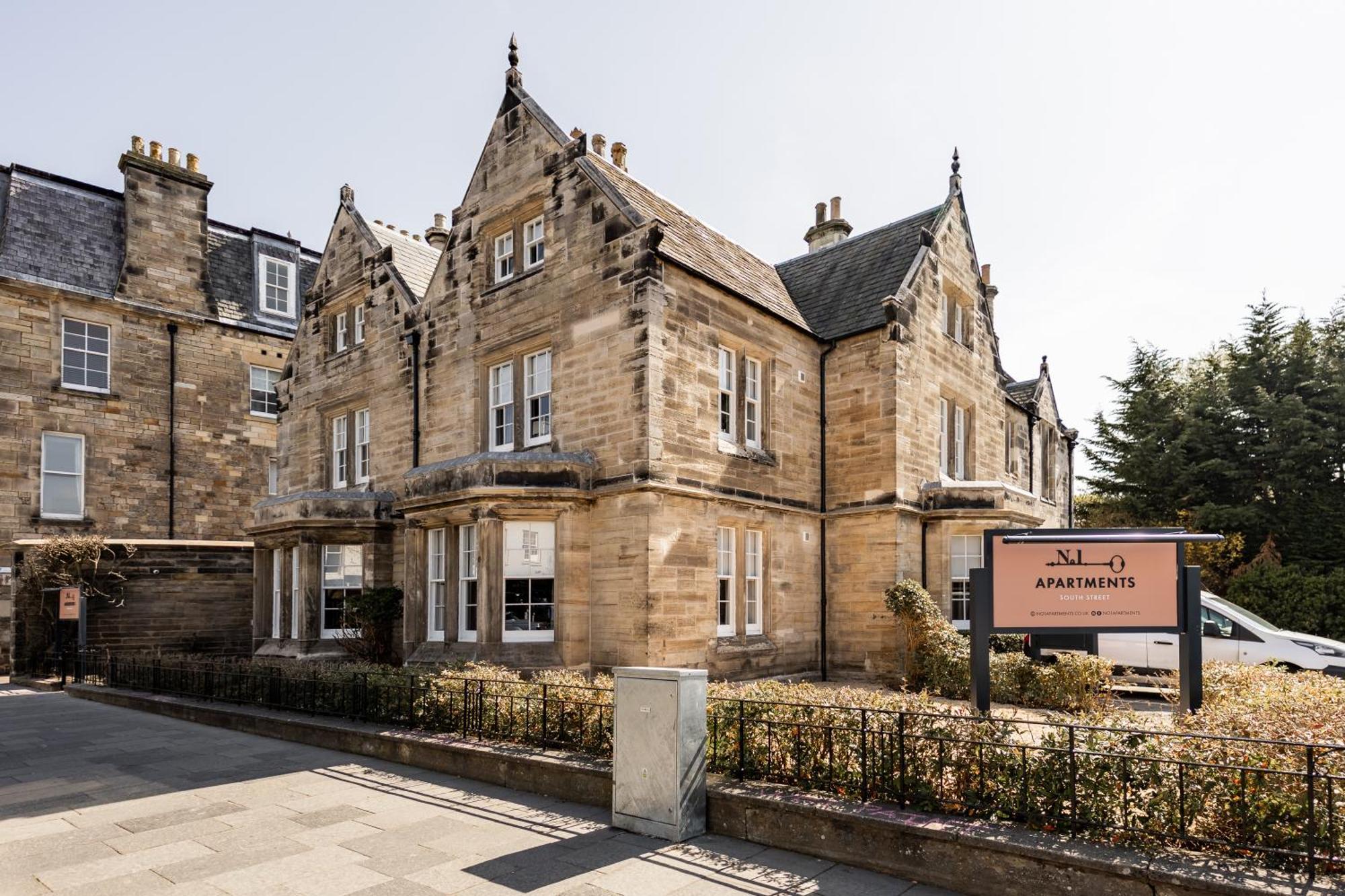 No1 Apartments St Andrews - South Street Екстериор снимка